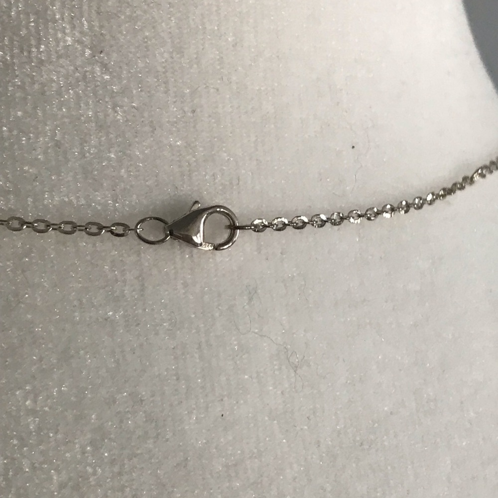 925 Sterling Silver Chain / Pendant (Pendant is not Sterling Silver) - Picture 3 of 4